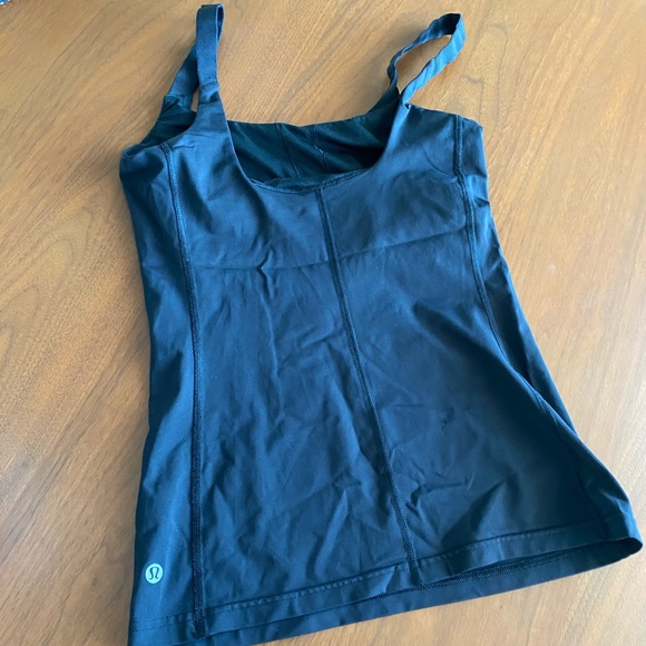 Black Lululemon Tank with built in support - Picture 1 of 3